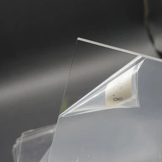 Tyhjennä PlexiGlass-arkki